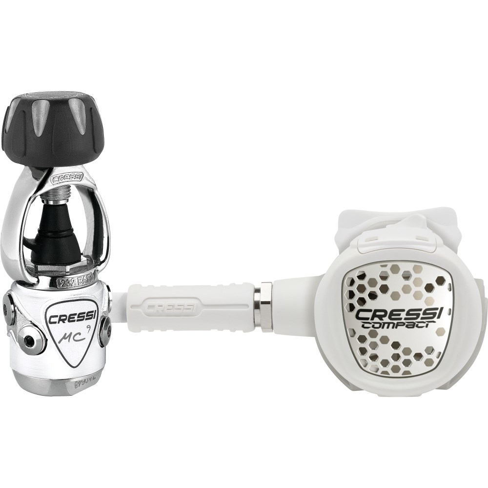 Cressi MC9 XS Compact Regulator Set | DIN | White